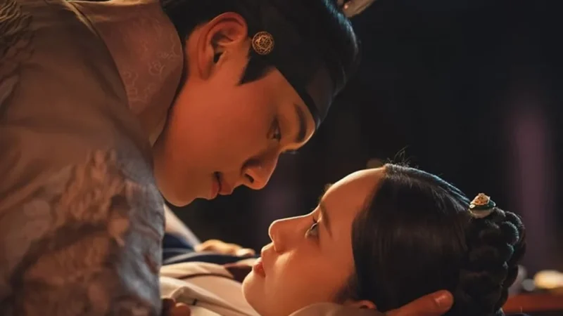 DOYOUNG do NCT em dose dupla de OST: I Find You e What A Love antes do alistamento